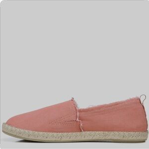 New (no box) Vionic Beach Laguna espadrille loafers